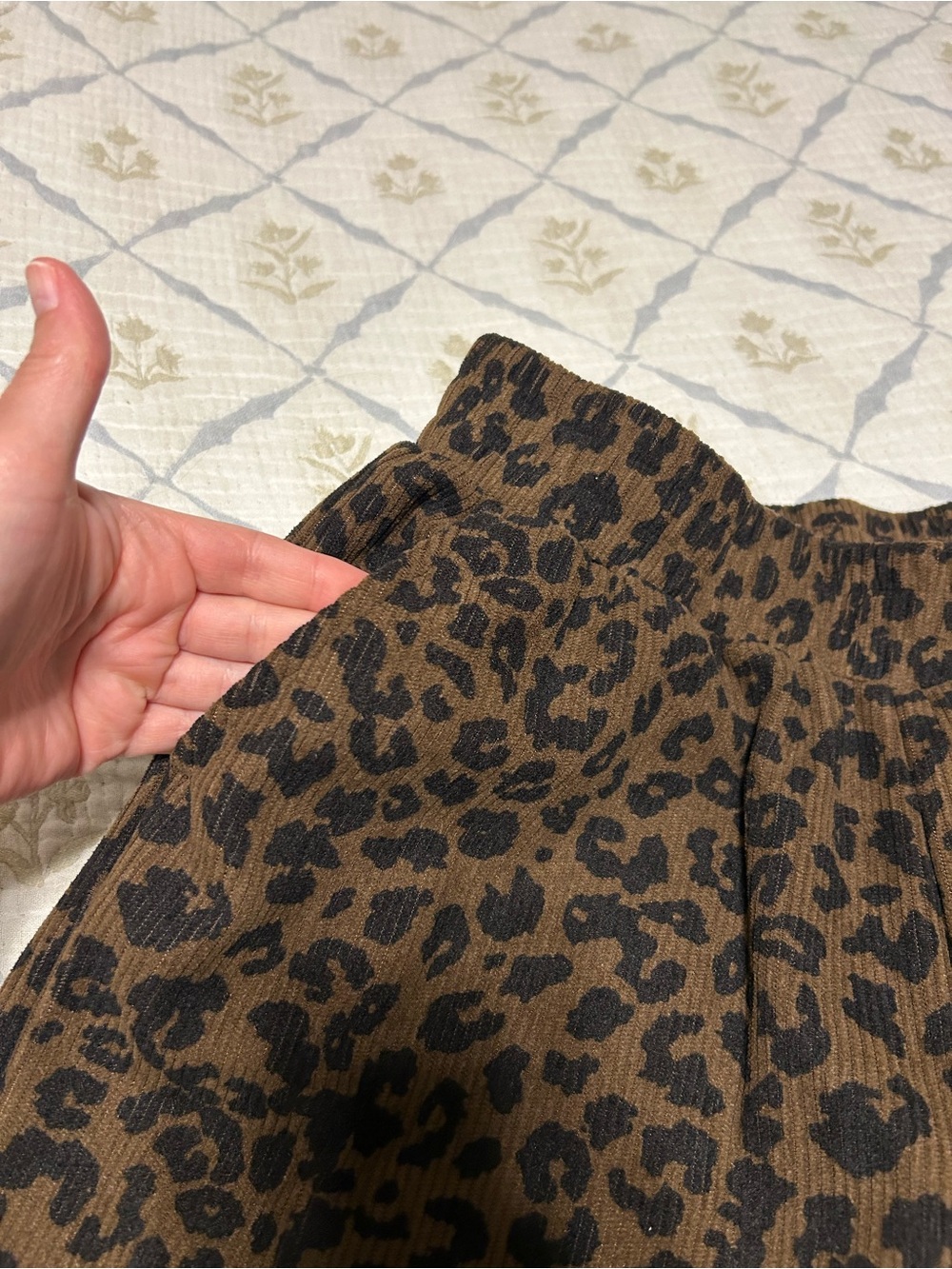 Halara Wide-Leg Leopard Print Pants - Brown/Black- size medium - Picture 3 of 3
